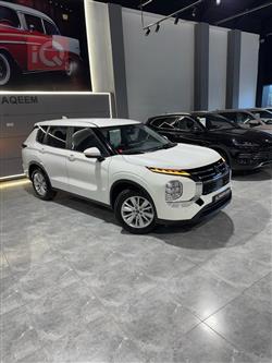 ميتسوبيشي اوتلاندر